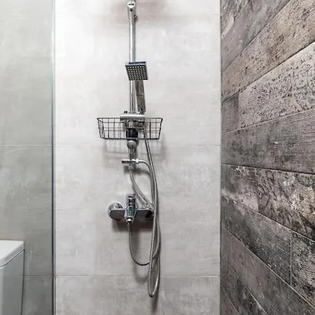 Kapana Beat 2-bedroom Apt. Center