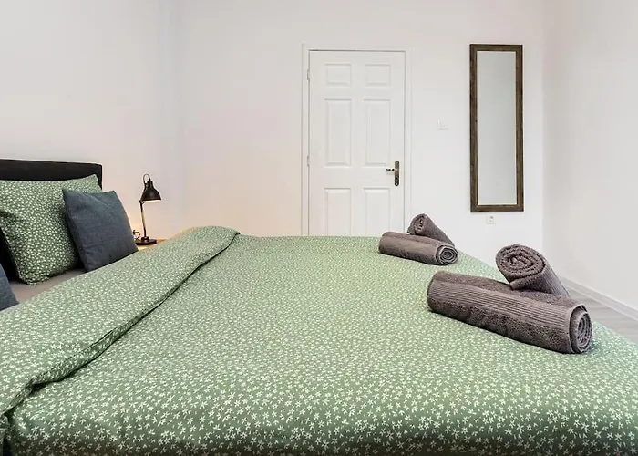 Kapana Beat 2-bedroom Apt. Center Apartment